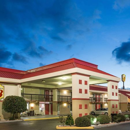 Hotel Super 8 By Wyndham Tifton Esterno foto