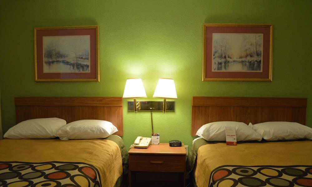 Hotel Super 8 By Wyndham Tifton Esterno foto