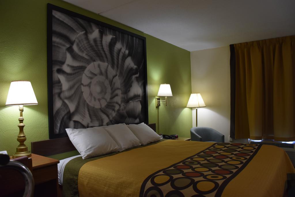 Hotel Super 8 By Wyndham Tifton Esterno foto